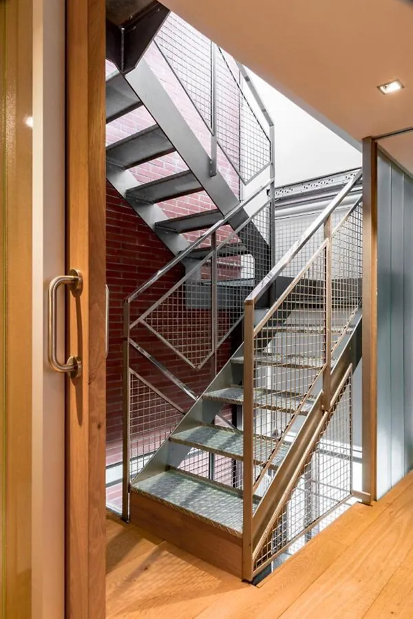 Barcelona Apartment Republica