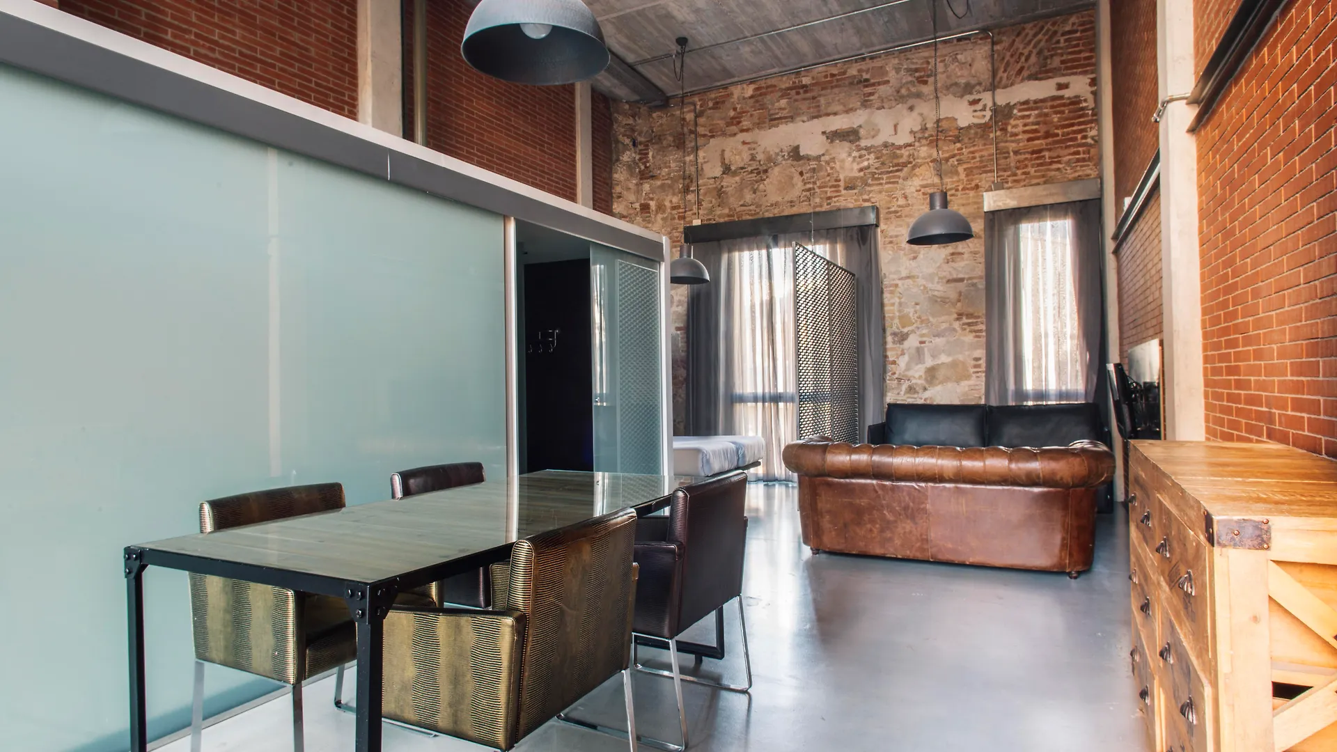 Barcelona Apartment Republica